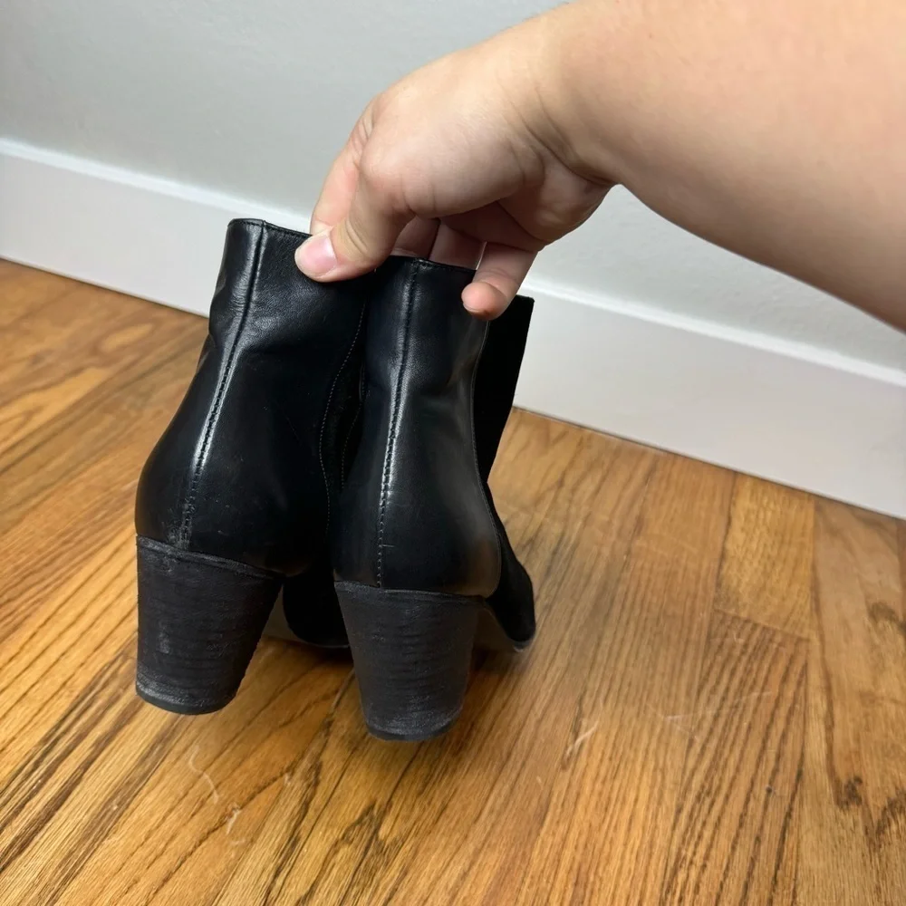 Delman Alysa Boot Suede Black Ankle Bootie